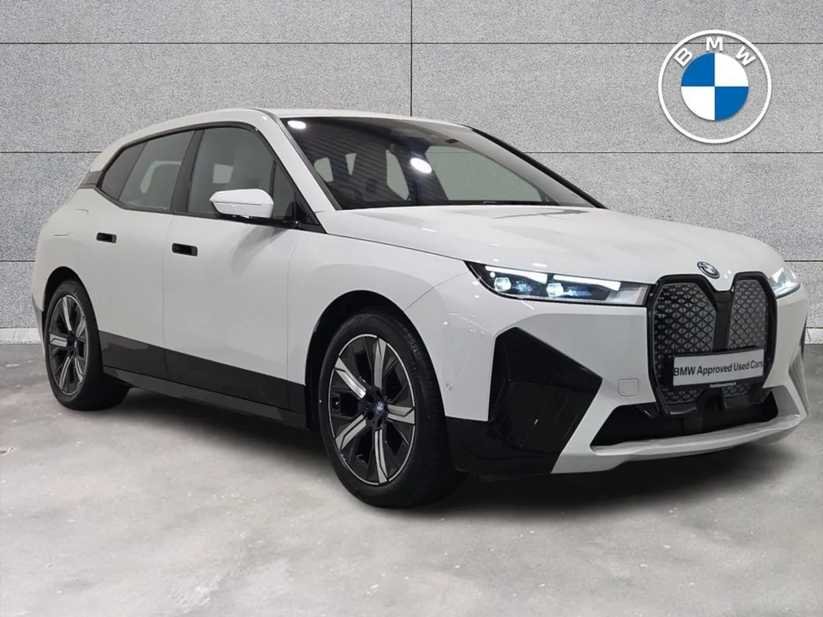 BMW iX xDrive40 M Sport - Image 1