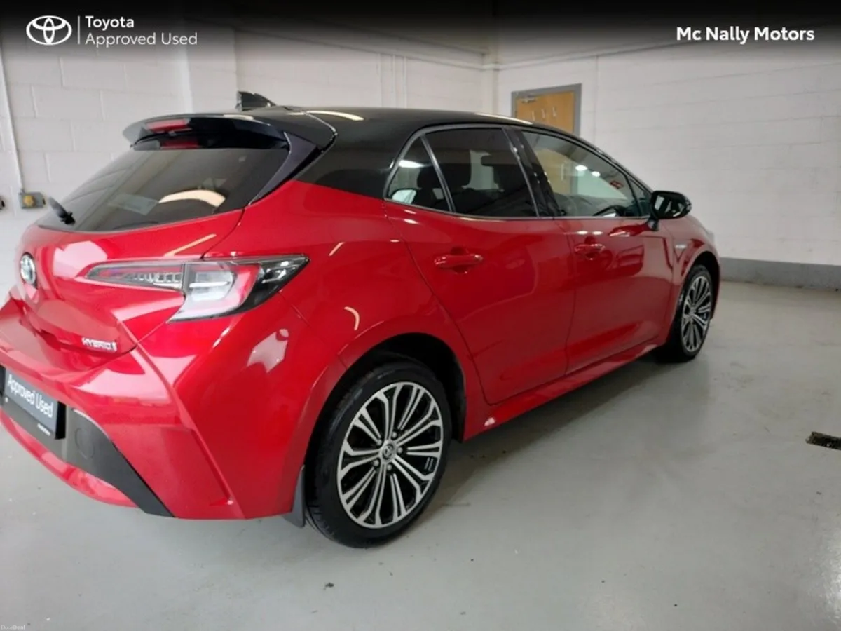 Toyota Corolla HYBRID L/SPORT HB PEARLESCENT BI-TO - Image 3