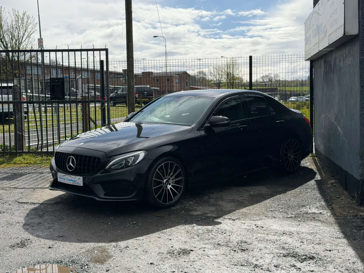 Mercedes-Benz C-Class 2017 - Image 4