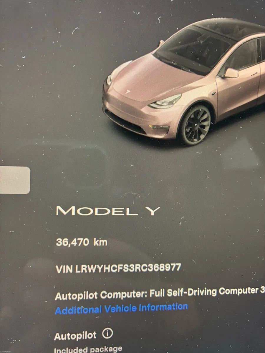 Tesla Model Y - Image 2