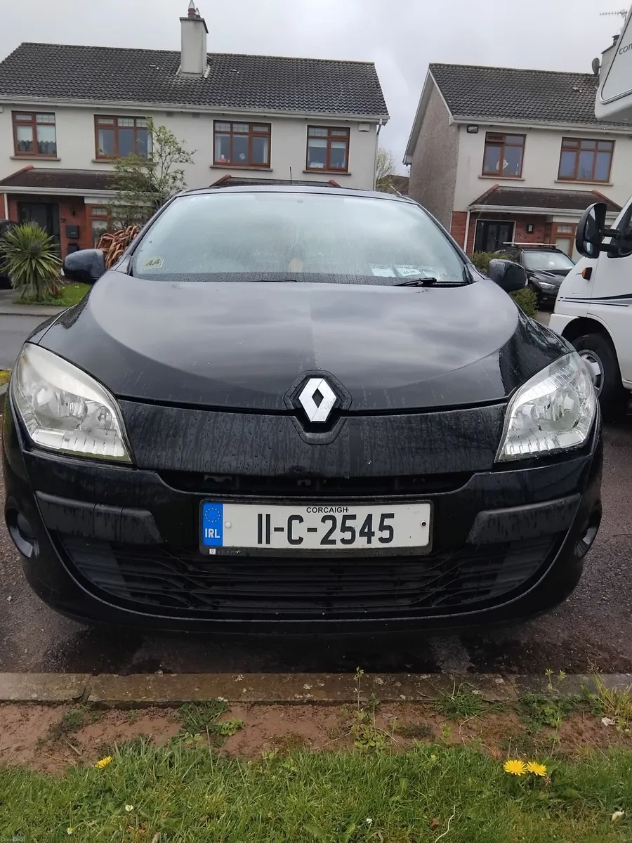 Renault Megane 2011 - Image 1