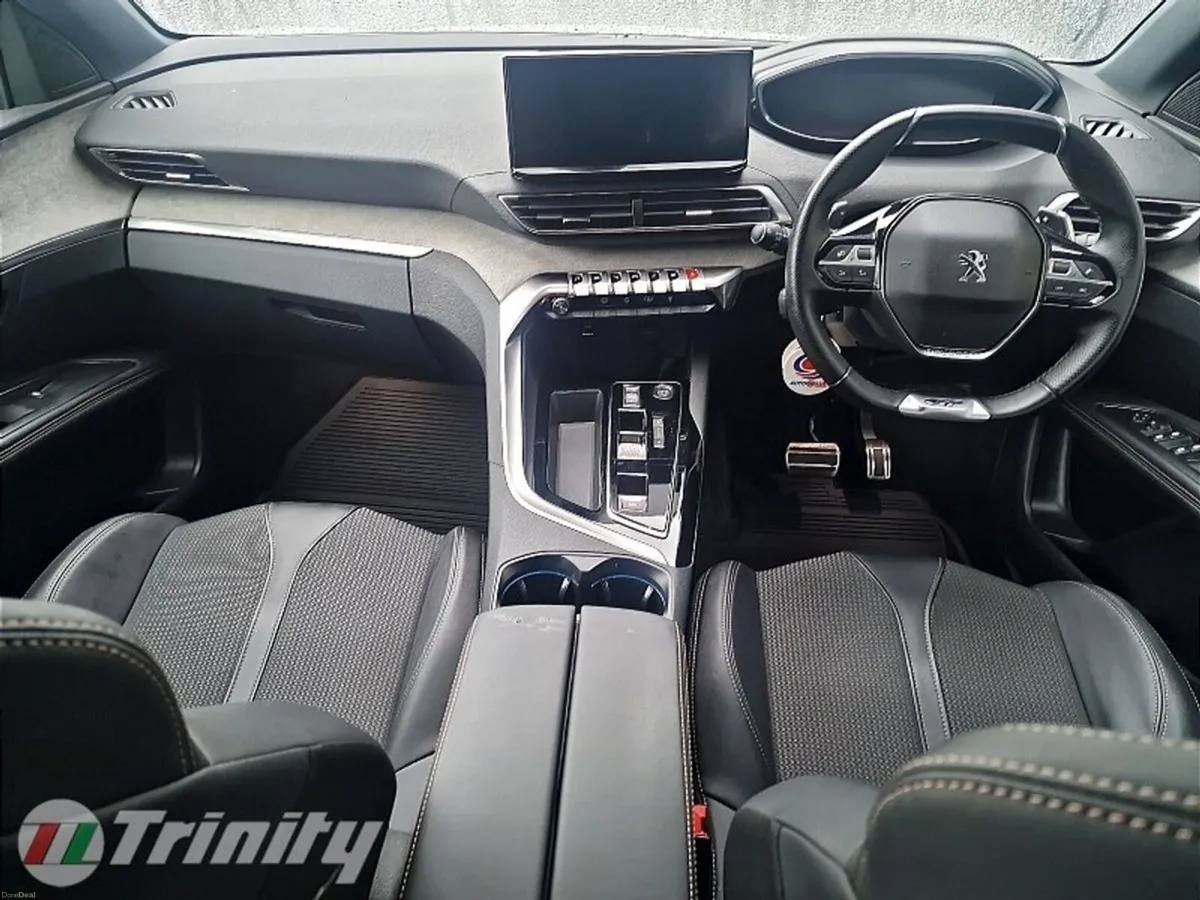 Peugeot 3008 ** GT ** SMARTPHONE WIRELESS CHARGER - Image 2
