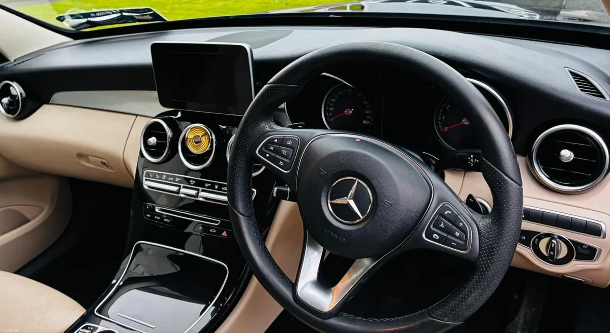 Mercedes C350e - Image 4