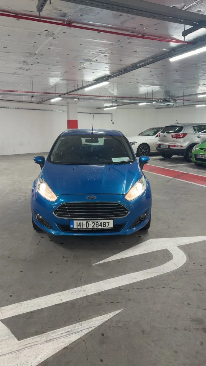 Ford fiesta Titanium 1.5 diesel - Image 4