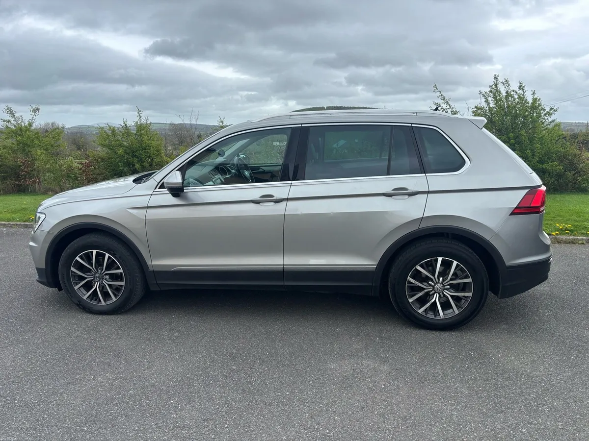 Volkswagen Tiguan 2.0L TDI Comfortline 115 BHP - Image 2