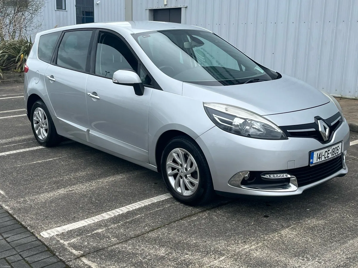 2014 Grand Scenic, 1 Previous Owner, Immaculate - Image 4