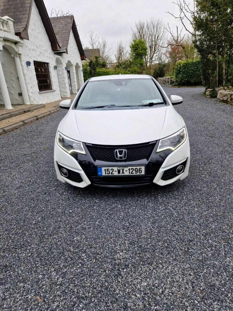 Honda Civic 2015 - Image 1