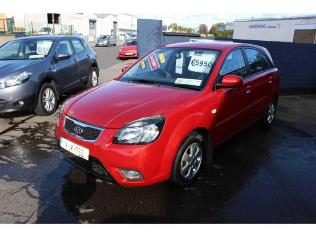 Kia Rio 1.5 EX Diesel LOW MILEAGE EXAMPLE // NCT 0 - Image 2