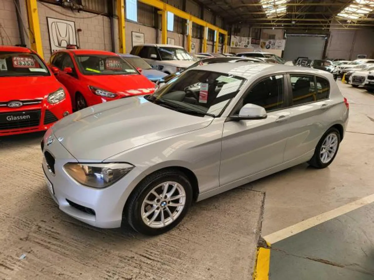 BMW 1-Series 116D SE G1 Z1AI 4DR  (142) LOW MILEAG - Image 3