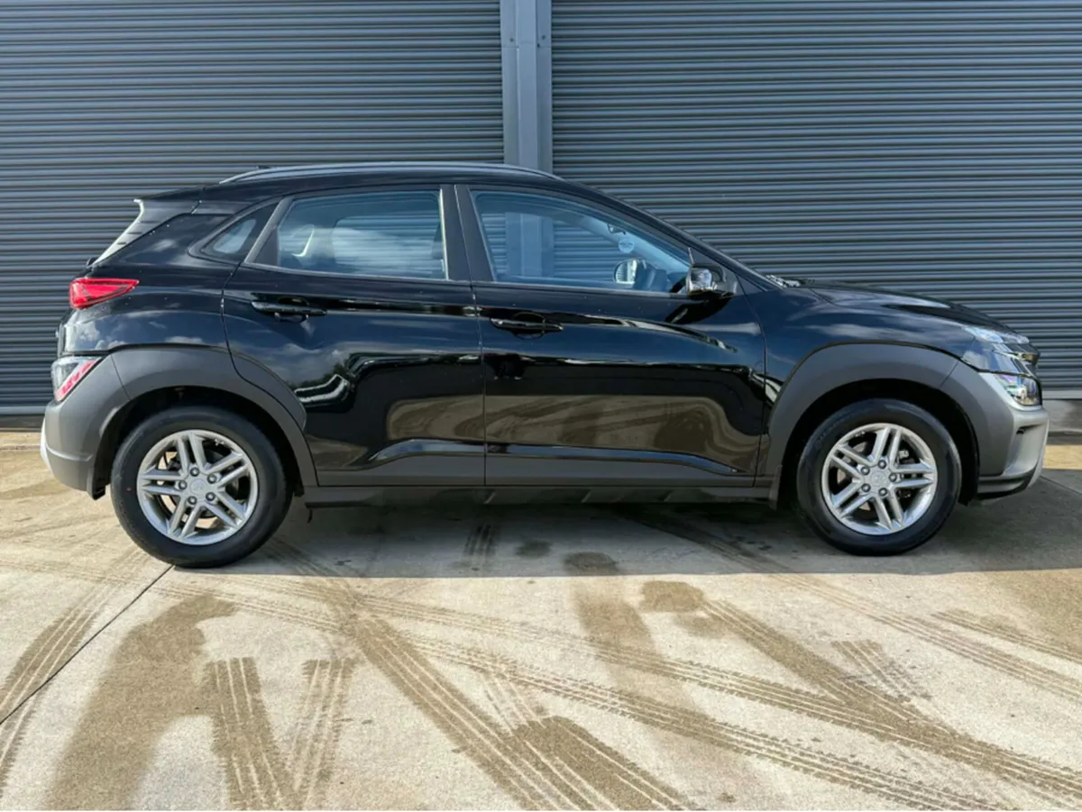 Hyundai KONA KAUAI COMFORT 5DR PETROL  * ONLY 29.0 - Image 3