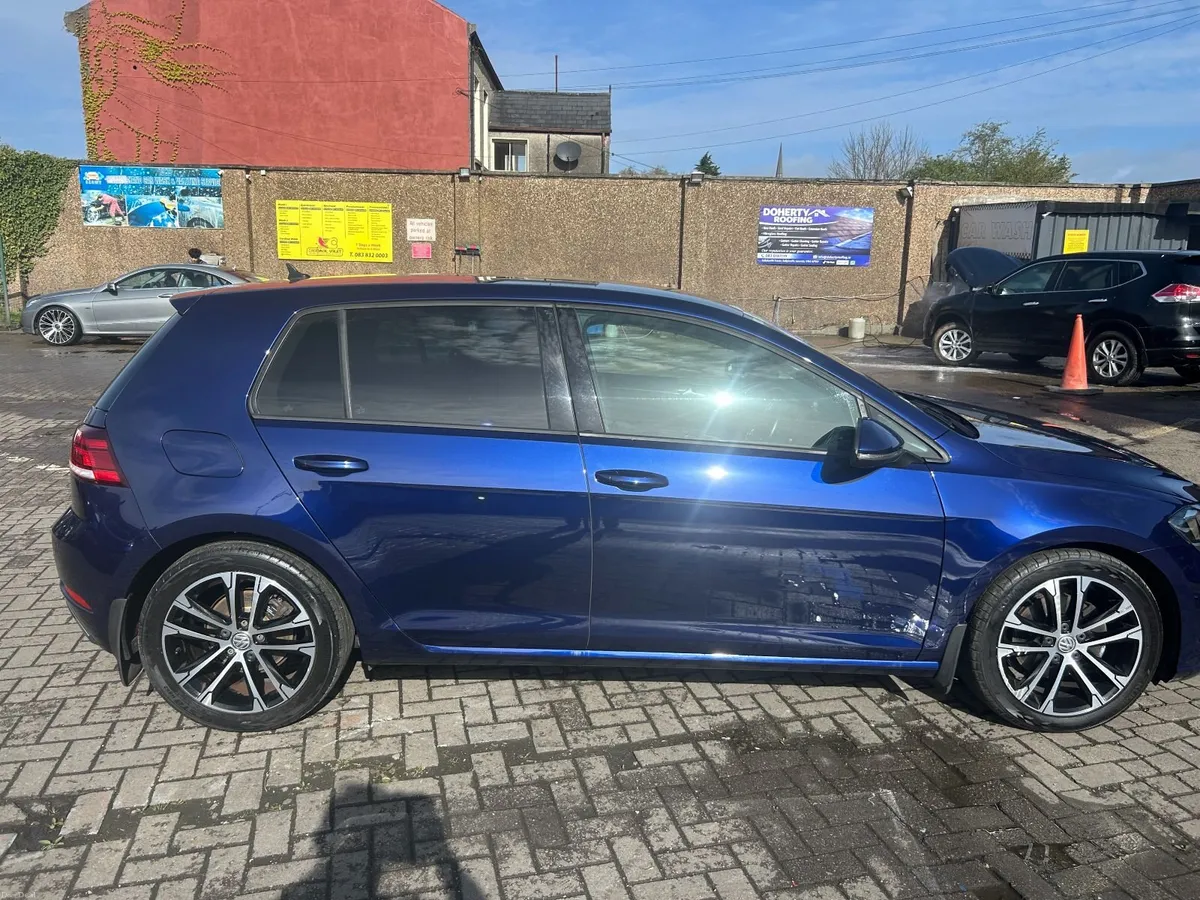 Volkswagen Golf 2019 1.6AUTO - Image 4