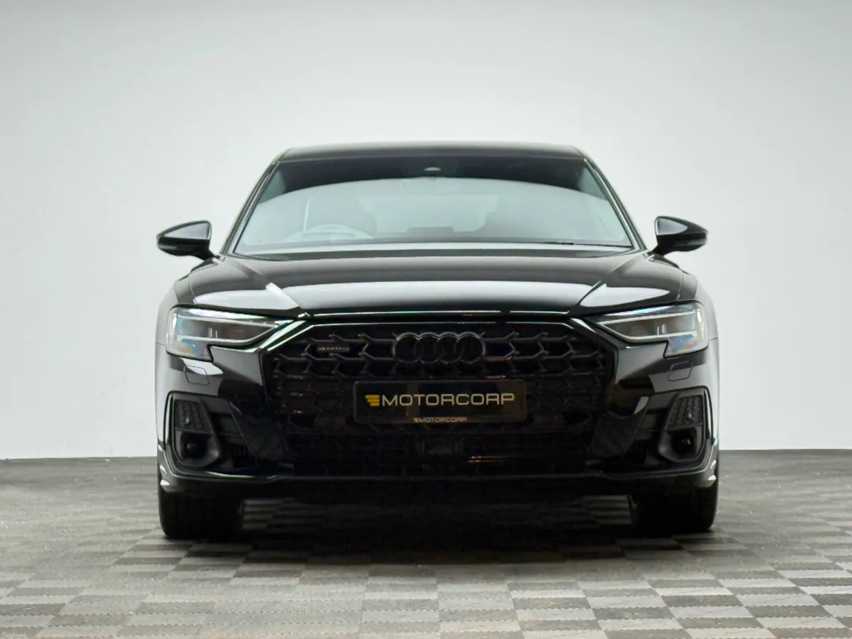 Audi A8 BLACK EDITION 60 TFSI E QUATTRO - Image 2