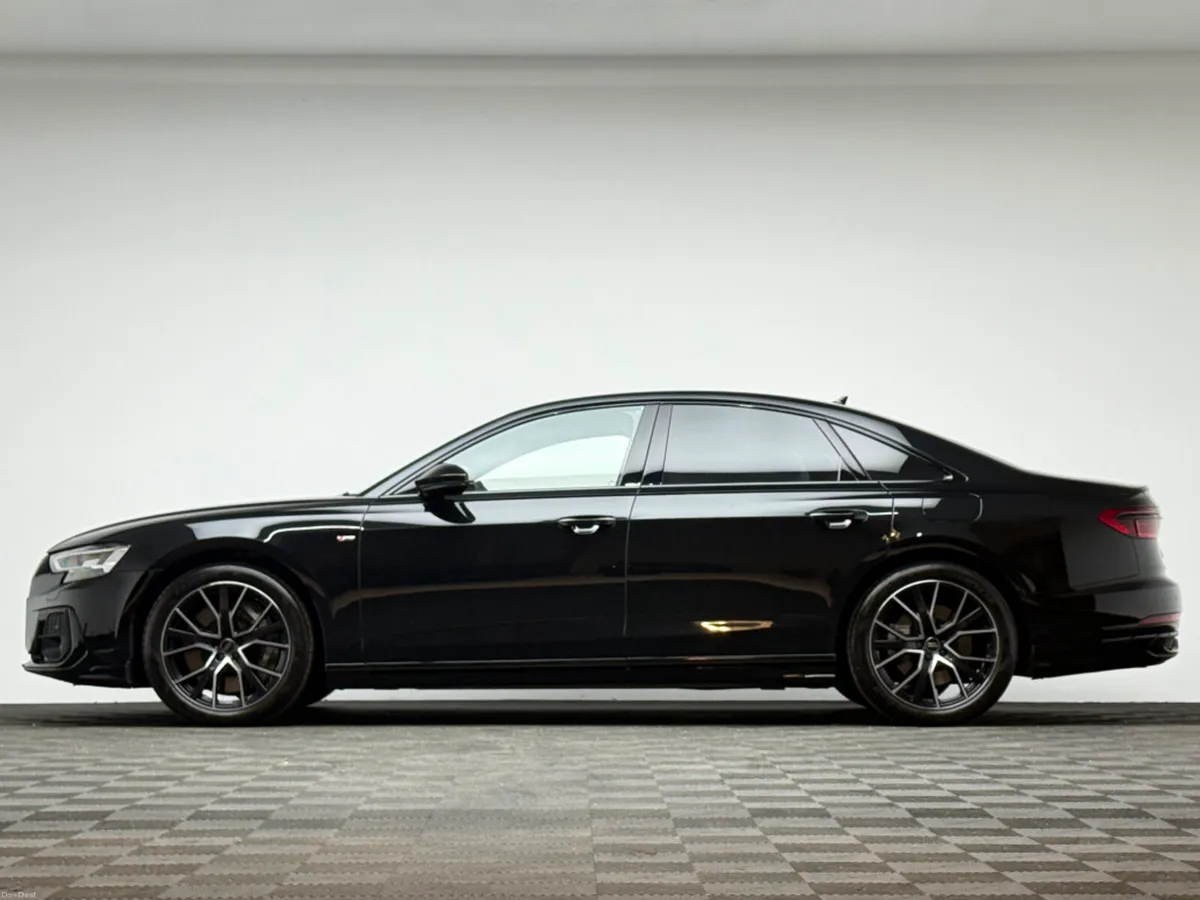 Audi A8 BLACK EDITION 60 TFSI E QUATTRO - Image 4