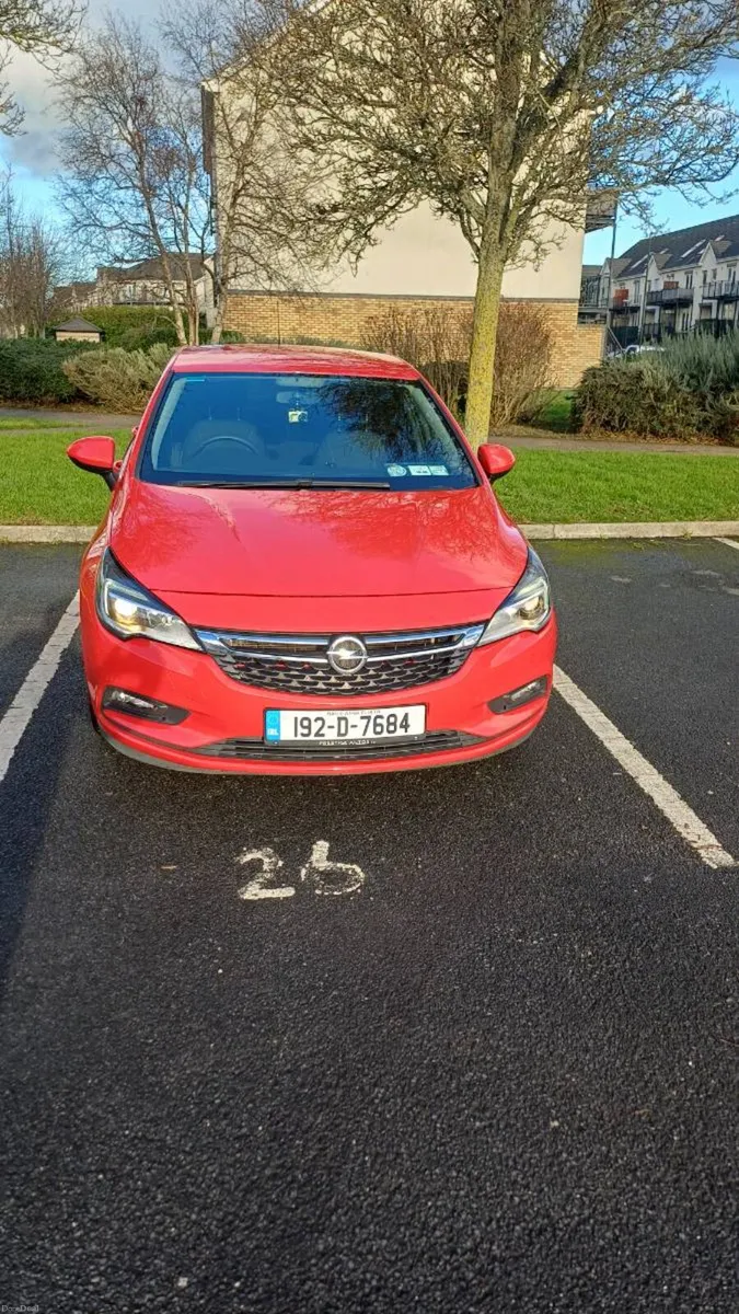 Opel Astra 1.6 CDTI 110PS NCT Till 09-07-2027 - Image 2