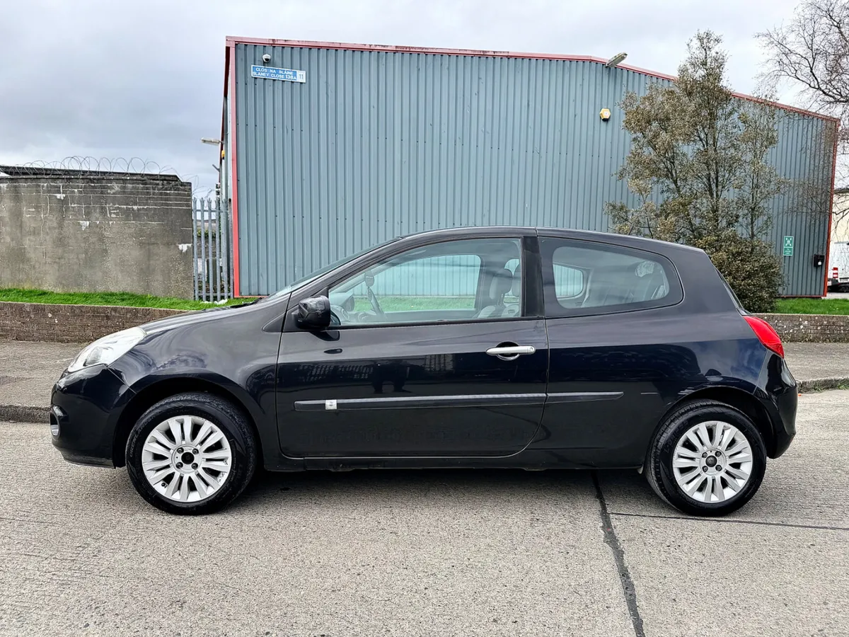 Renault Clio Long NCT&Tax - Image 3