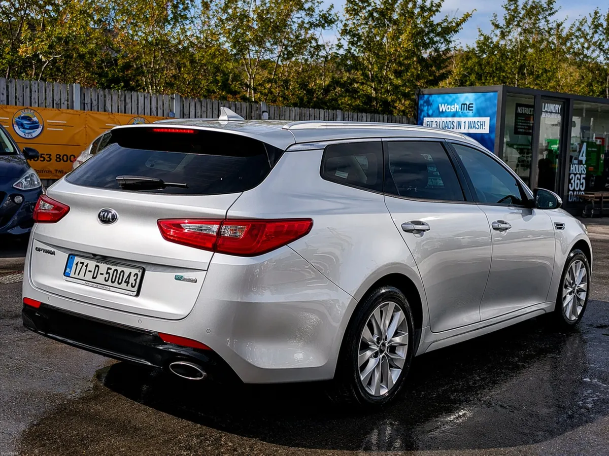 KIA OPTIMA EX ESTATE 2017 NCT&TAX LOW MILEAGE - Image 3