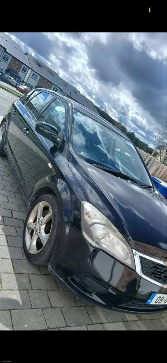 2009 Kia ceed cheap reliable car 🚗 - Image 4