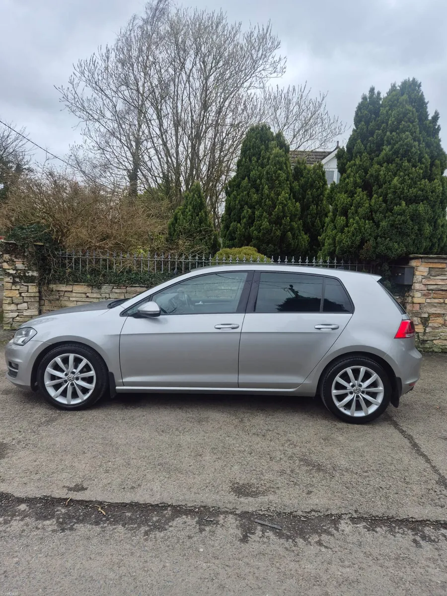 2016 Volkswagen Golf  highline 1.2 tsi Automatic - Image 4