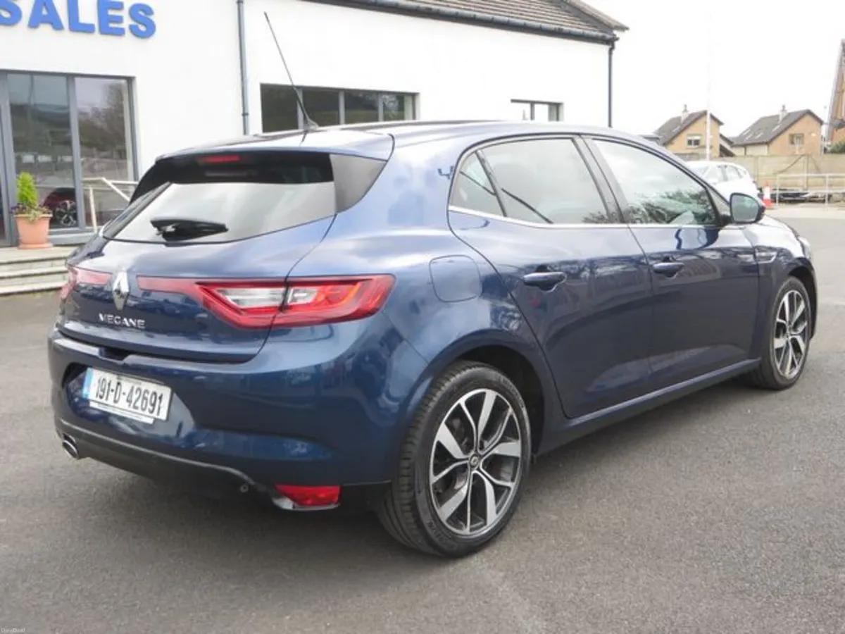 Renault Megane ICONIC 1.5 DCI - Image 3