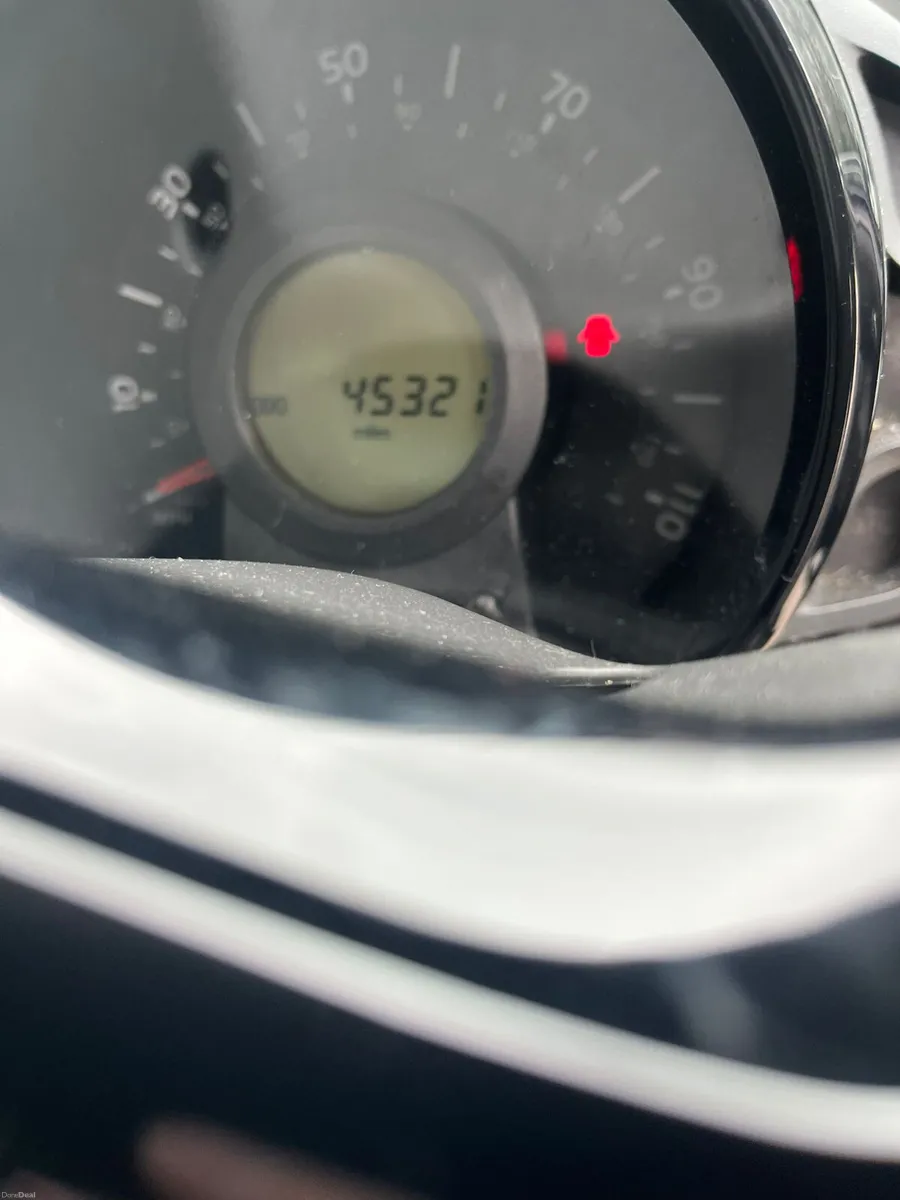 Toyota Aygo 2014 1.0L petrol low miles €4999 - Image 6