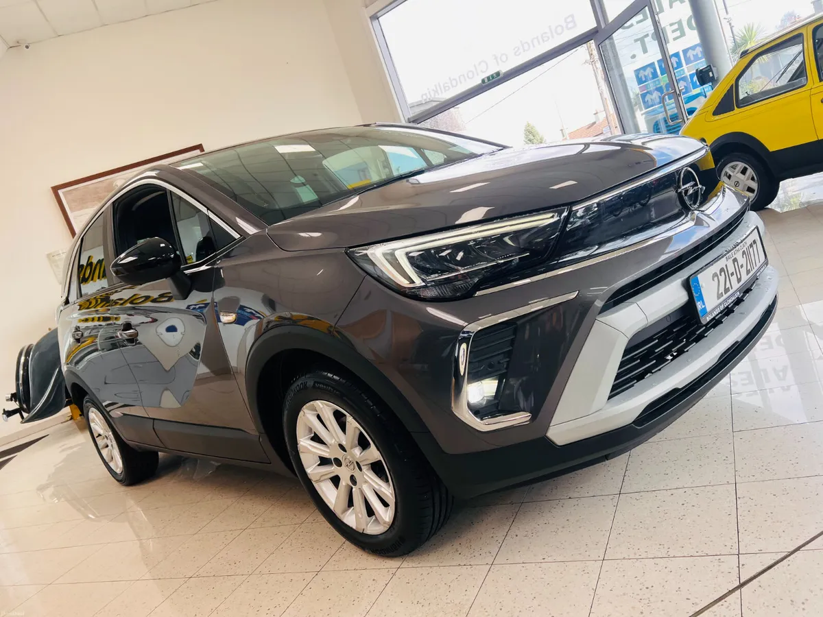 ONLY 35,000 Kms Best Value Full Leather Top Spec 2 - Image 1