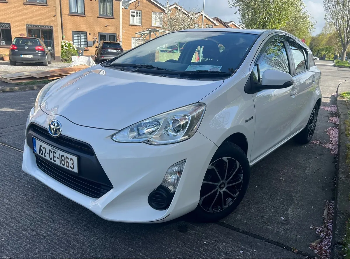 Toyota Aqua Auto Hybrid Nct 02/04/28  Tax 30/06/26 - Image 3