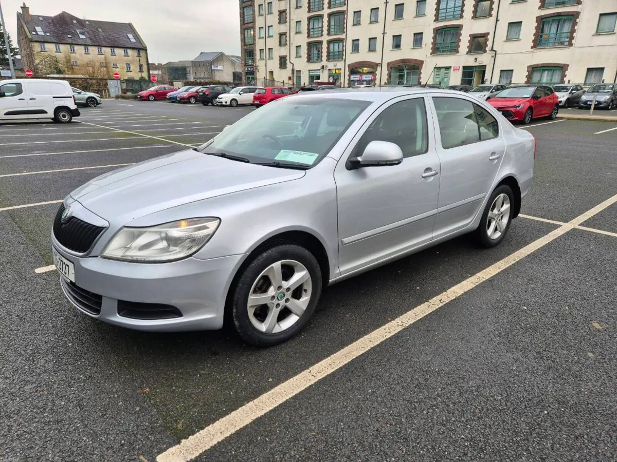 Skoda Octavia 1.6 Diesel - Image 4