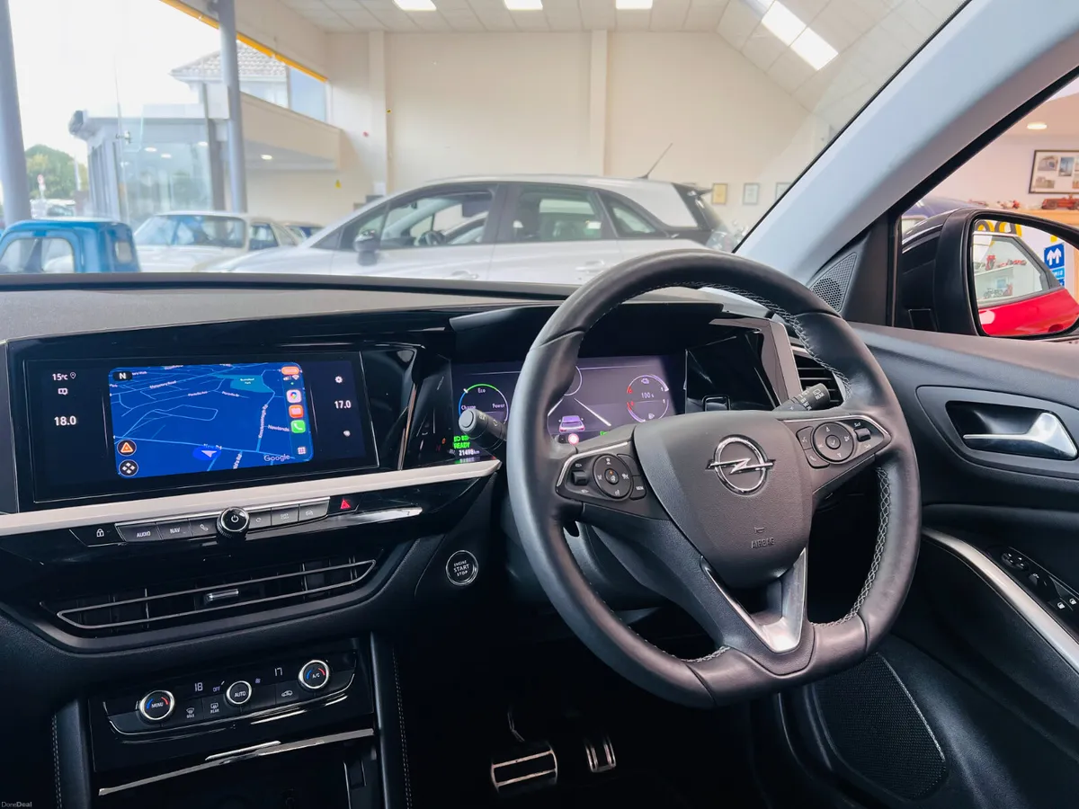 HYBRID OPEL EDITION Plug In As New Low Kms Huge Sp - Image 3