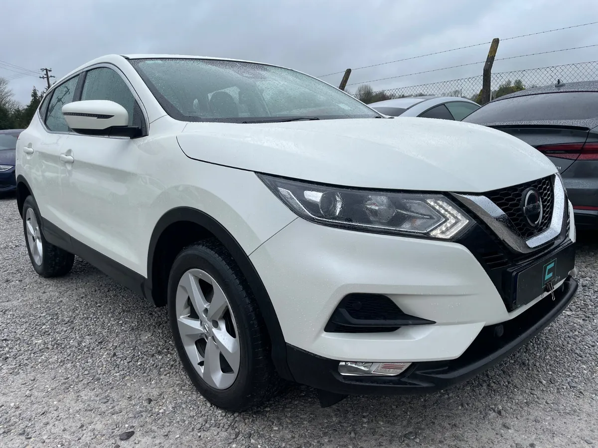 Nissan Qashqai SV - Image 3