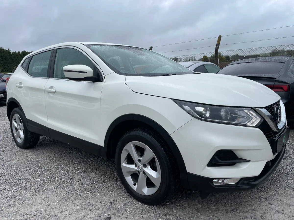 Nissan Qashqai SV - Image 4