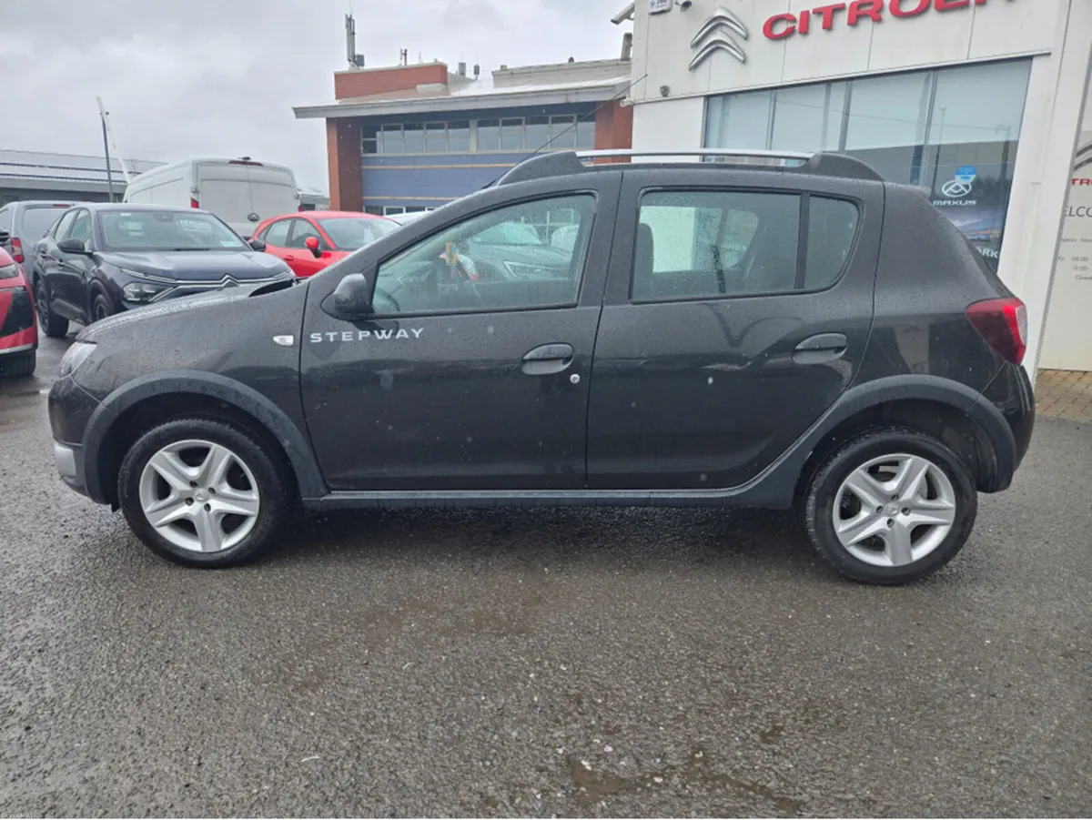 Dacia Sandero STEPWAY ALTERNATIVE 1. 1.5 DCI 90 - Image 2