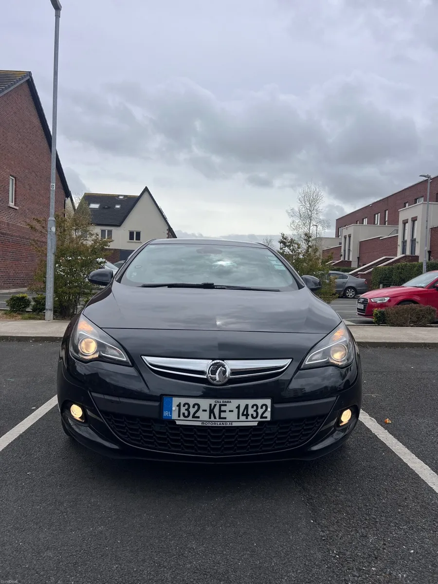 Vauxhall Astra 2013 - Image 2