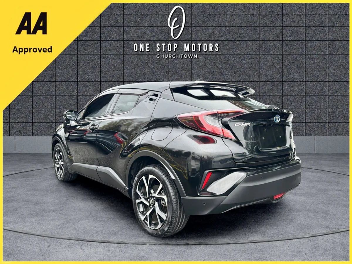2017 Toyota C-HR *LUNA SPORT HYBRID* LOTS OF EXTRA - Image 2