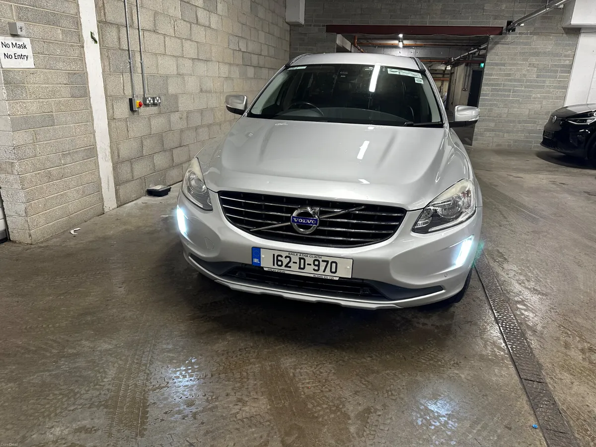 2016 VOLVO XC 60 GT-SE D4 AUTOMATIC - Image 4
