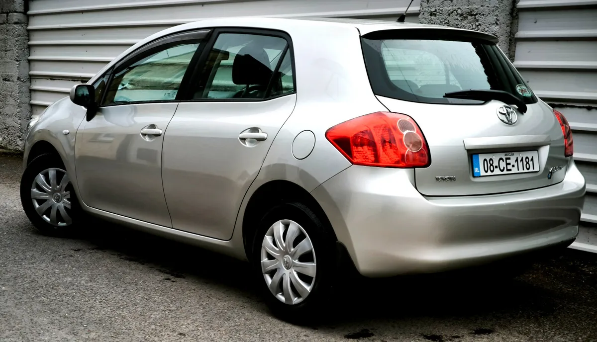 Toyota Auris 2008 1.4 petrol - Image 4