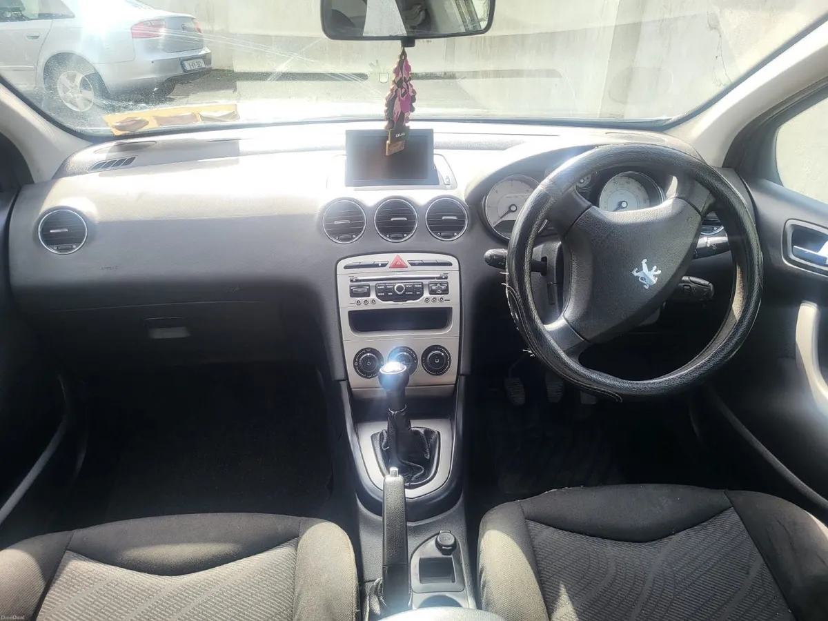 Peugeot 308 2010 - Image 4