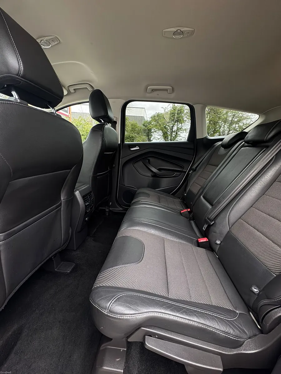 161 Ford Kuga 2.0TDCI 120PS Titanium 1 Owner - Image 4