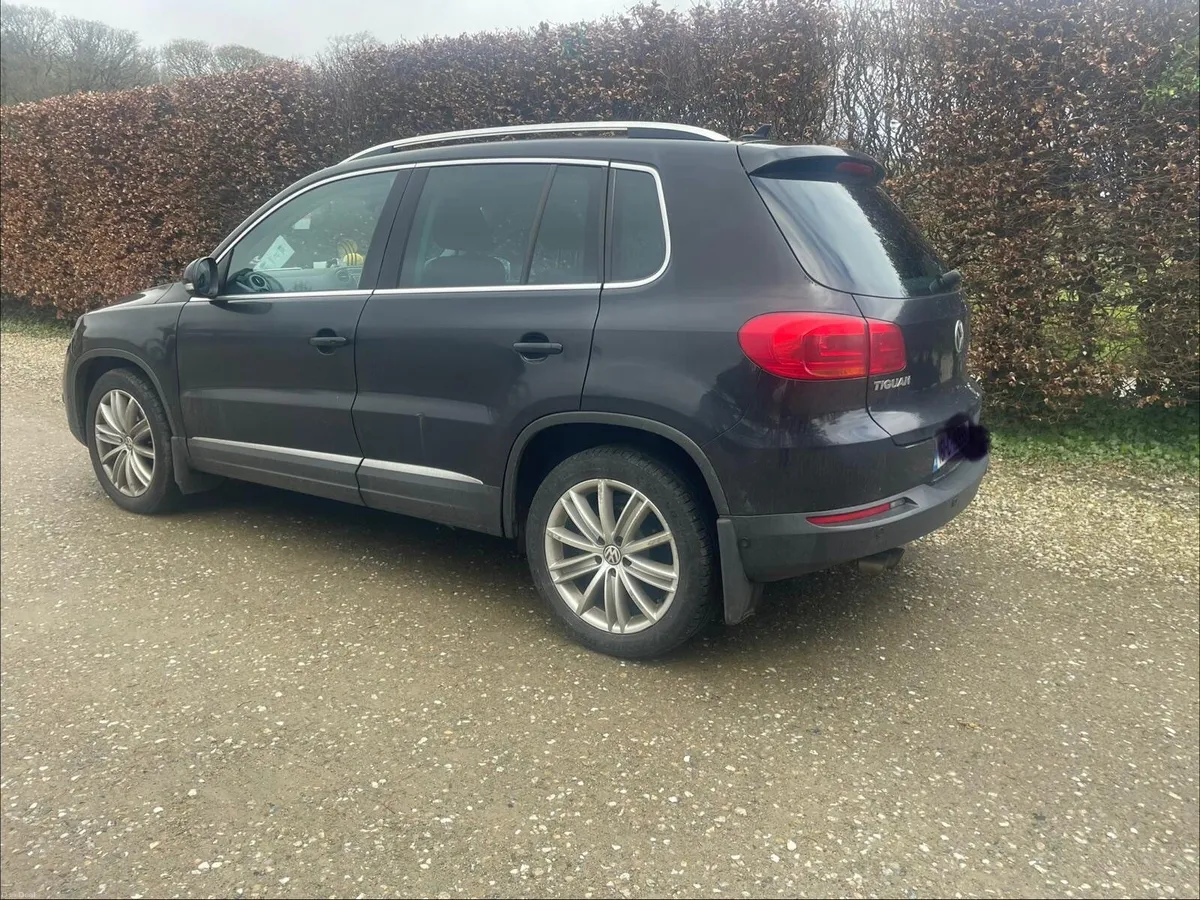 Volkswagen Tiguan 2016 - Image 2