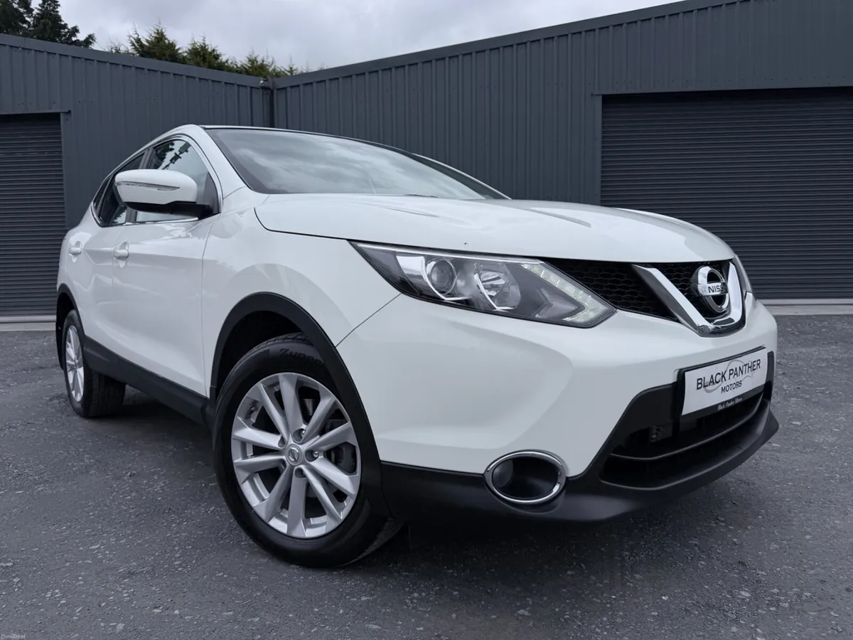 Nissan Qashqai 142’ SV AUTOMATIC EXTREMELY LOW KM - Image 1
