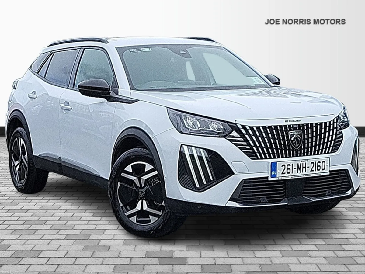 Peugeot 2008 ALLURE 1.2 MILD-HYBRID demo - Image 1