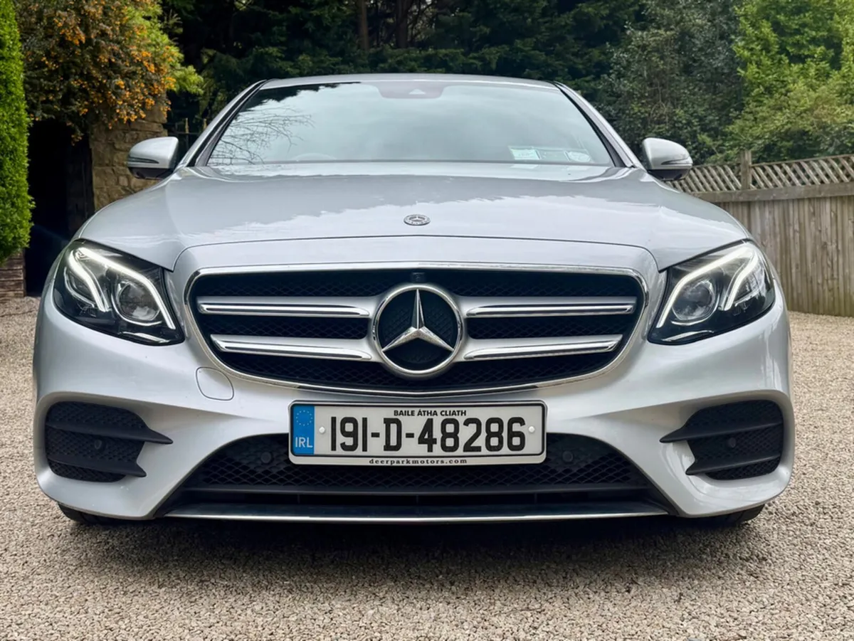 Mercedes-Benz E-Class E220 D AMG LINE *CarPlay…Ele - Image 3
