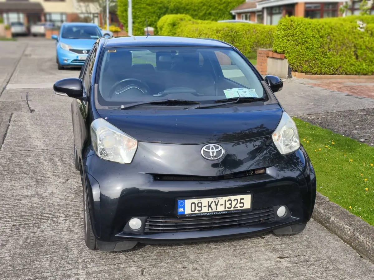 Toyota IQ - Image 1