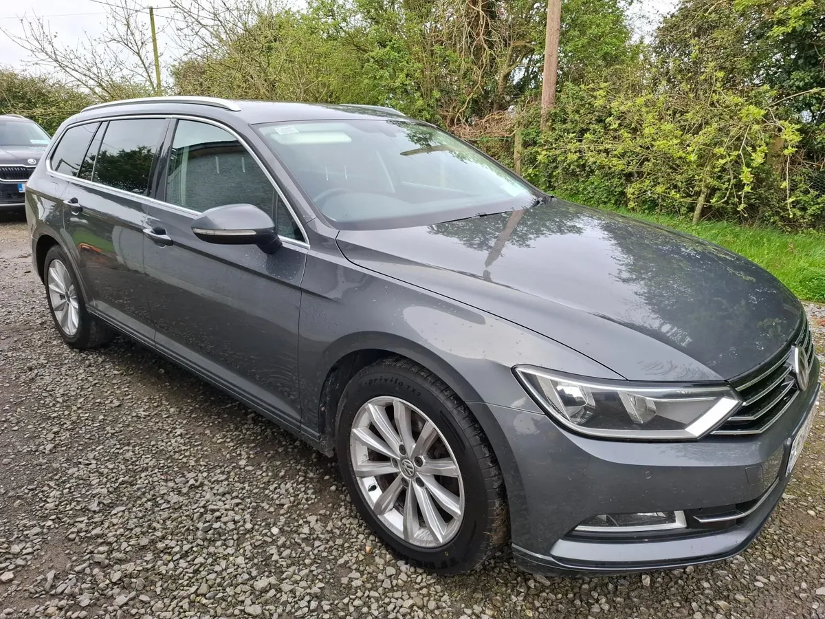 Volkswagen Passat 2016 - Image 3