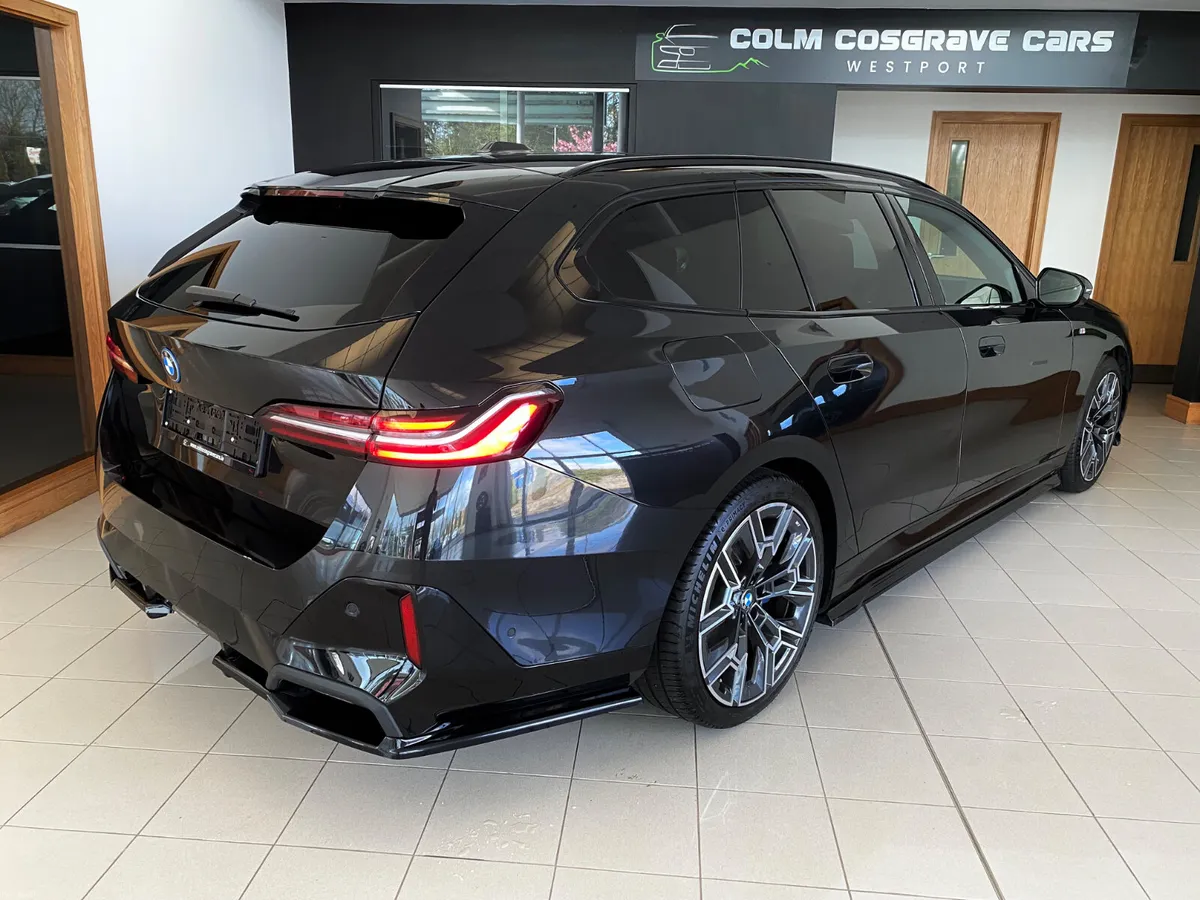 BMW 5-Series 2025 530e M Sport - Image 5