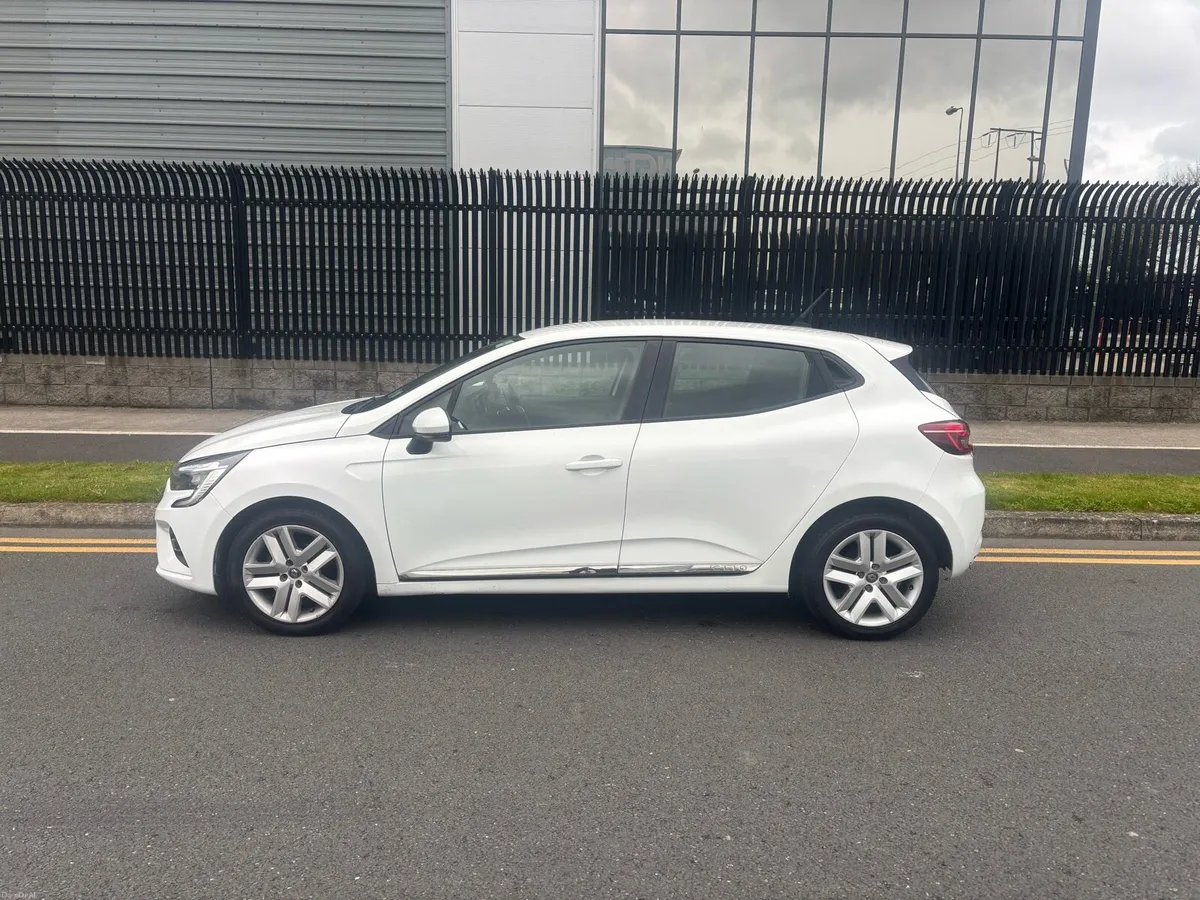 2021 Renault Clio - Image 4