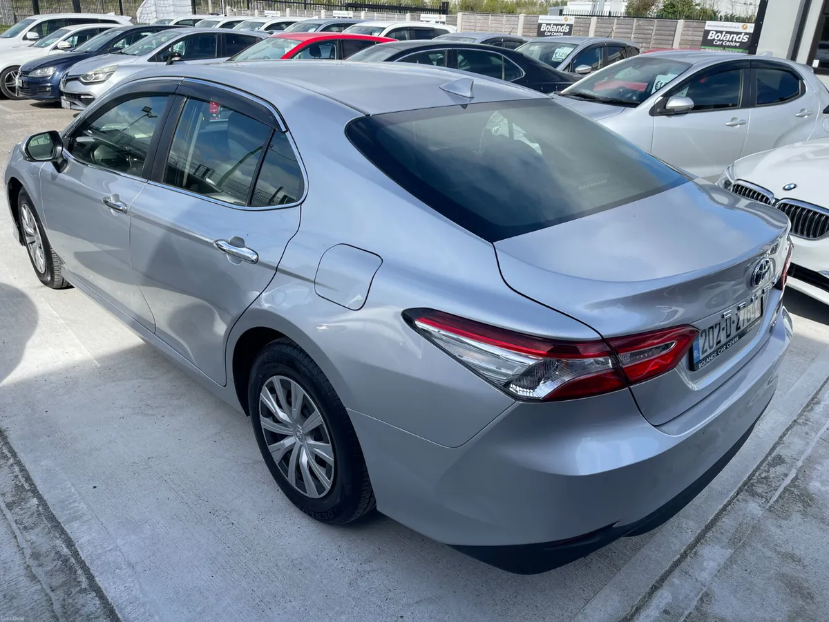 202 Toyota Camry Hybrid 2.5 Automatic 4dr Model - Image 4