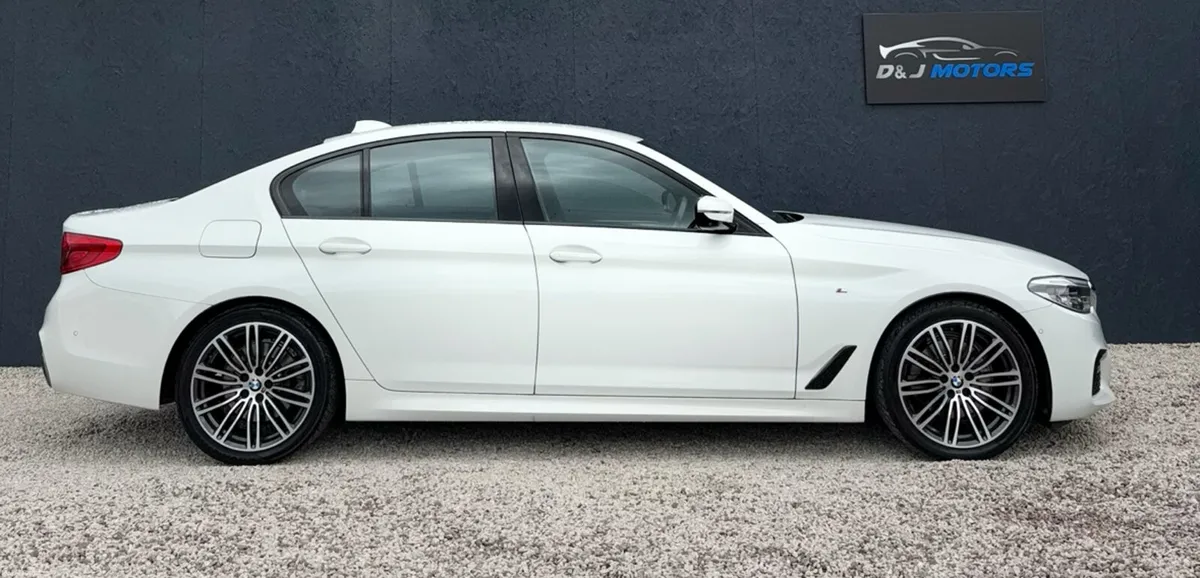 BMW 523i 520i M Sport Automatic Low KM 2019 - Image 3
