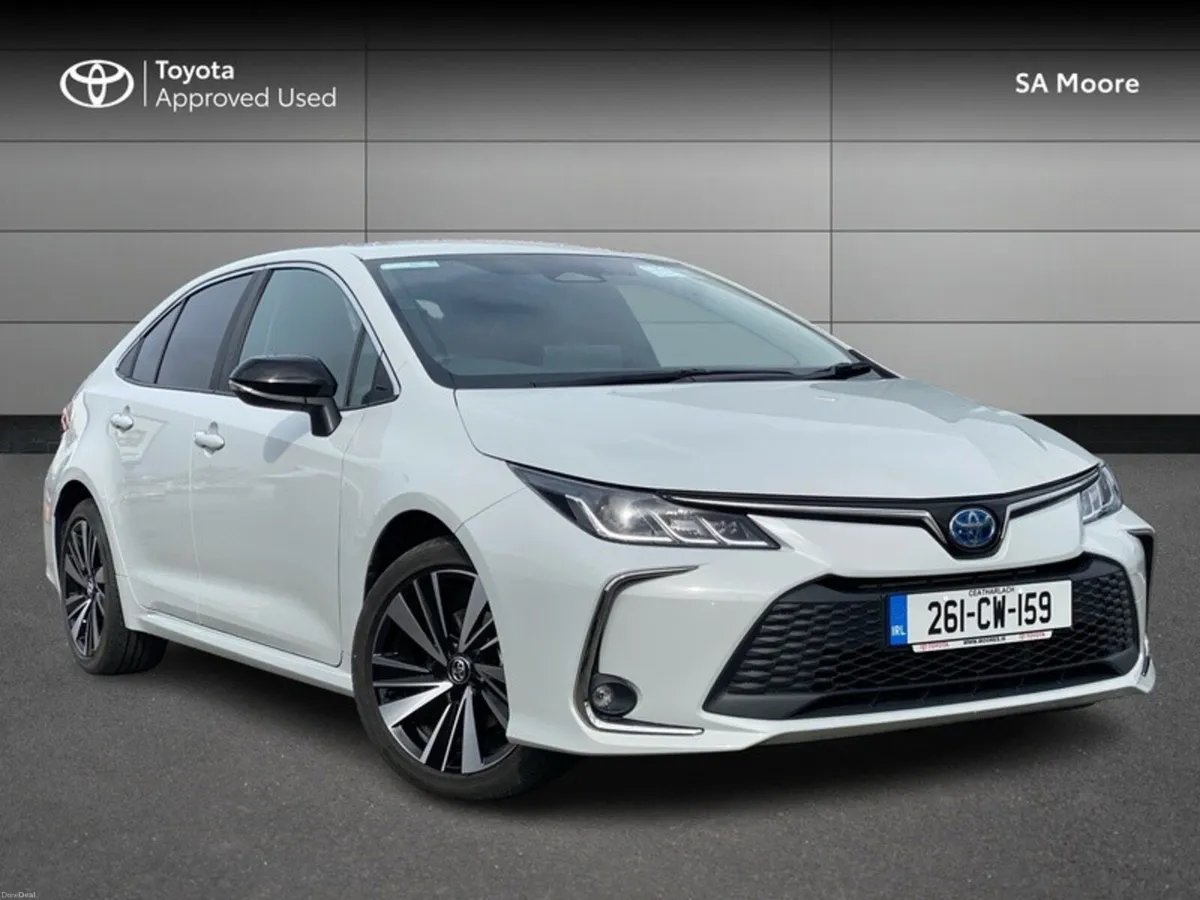 Toyota Corolla LUNA SPORT SALOON - Image 1
