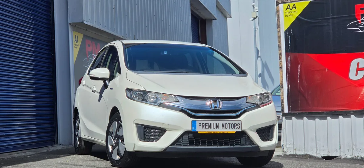 Honda Fit Automatic Hybrid - Image 2