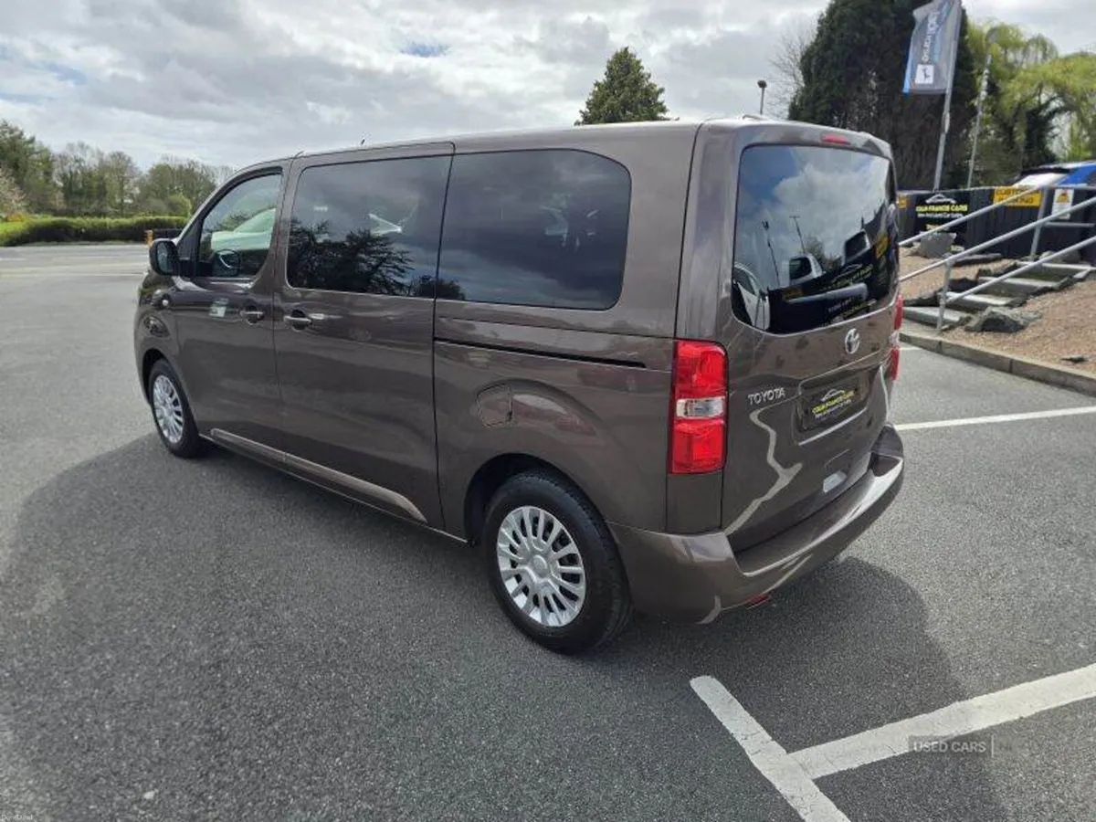 Toyota Proace Shuttle Medium - Image 3
